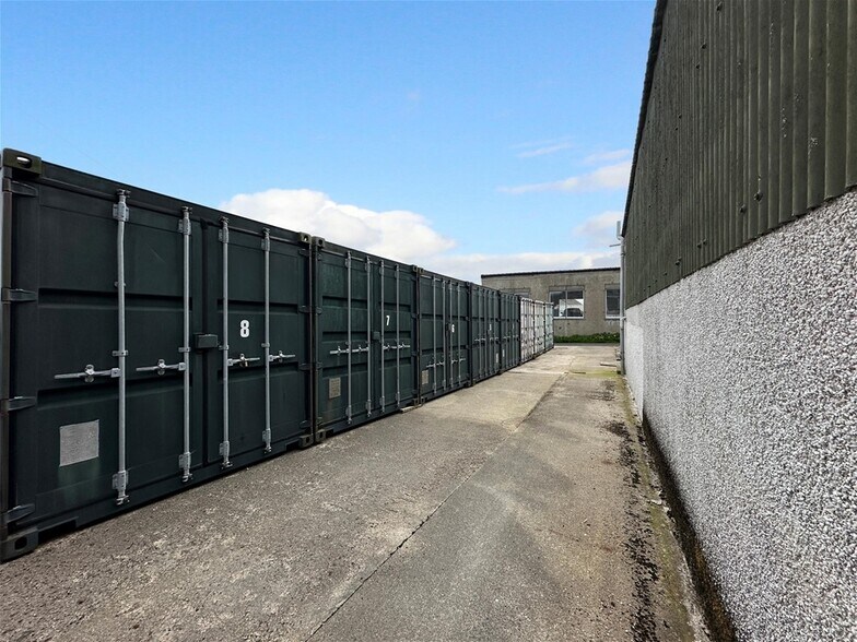 W&D Ross Hardware Store & Paint Spectrum portefeuille de 2 biens à vendre sur LoopNet.fr - Photo de l’immeuble – Image 3 sur 33