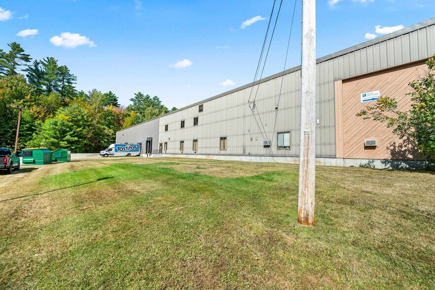 1014 Profile Rd, Bethlehem, NH à louer - Photo de l’immeuble – Image 2 sur 17