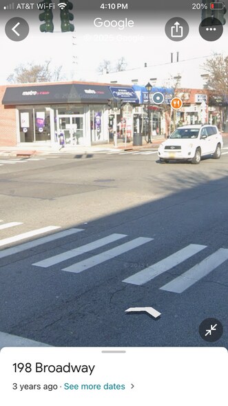 204- 214 Broadway, Amityville, NY à louer - Photo de l’immeuble – Image 3 sur 4