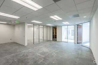 18101 Von Karman Ave, Irvine, CA à louer Photo intérieure– Image 2 sur 3