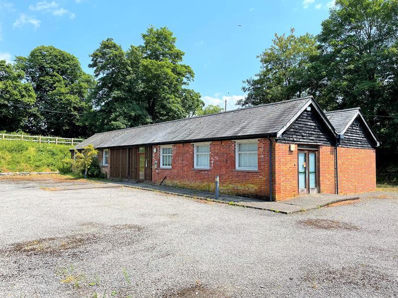 Marlow Rd, Henley On Thames à louer Photo de l’immeuble– Image 1 sur 5