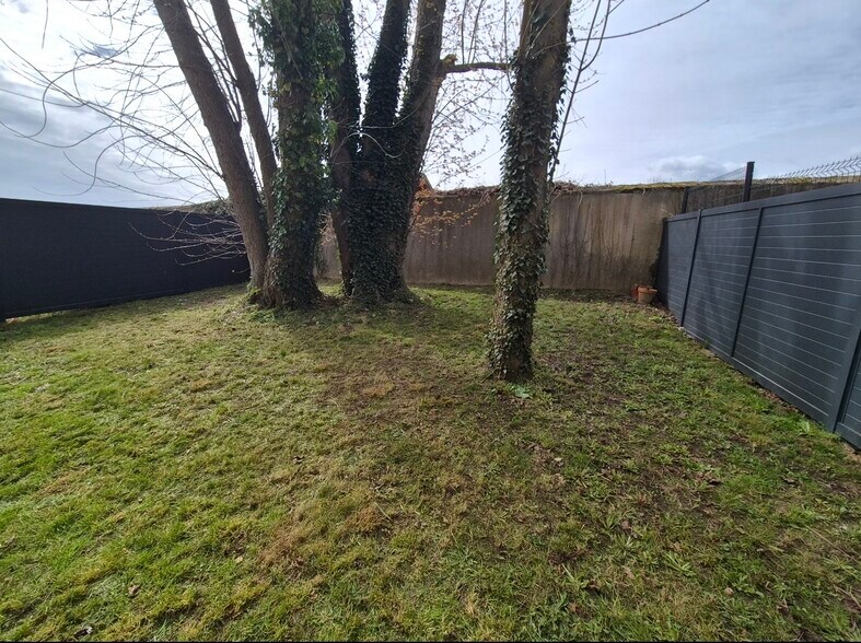 2 Rue Du Parc, Hérouville-en-Vexin à vendre - Photo de l’immeuble – Image 2 sur 7