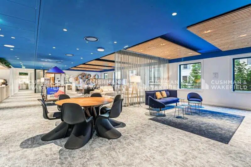 7 Allee De L'Arche, Courbevoie à louer Photo intérieure– Image 1 sur 13