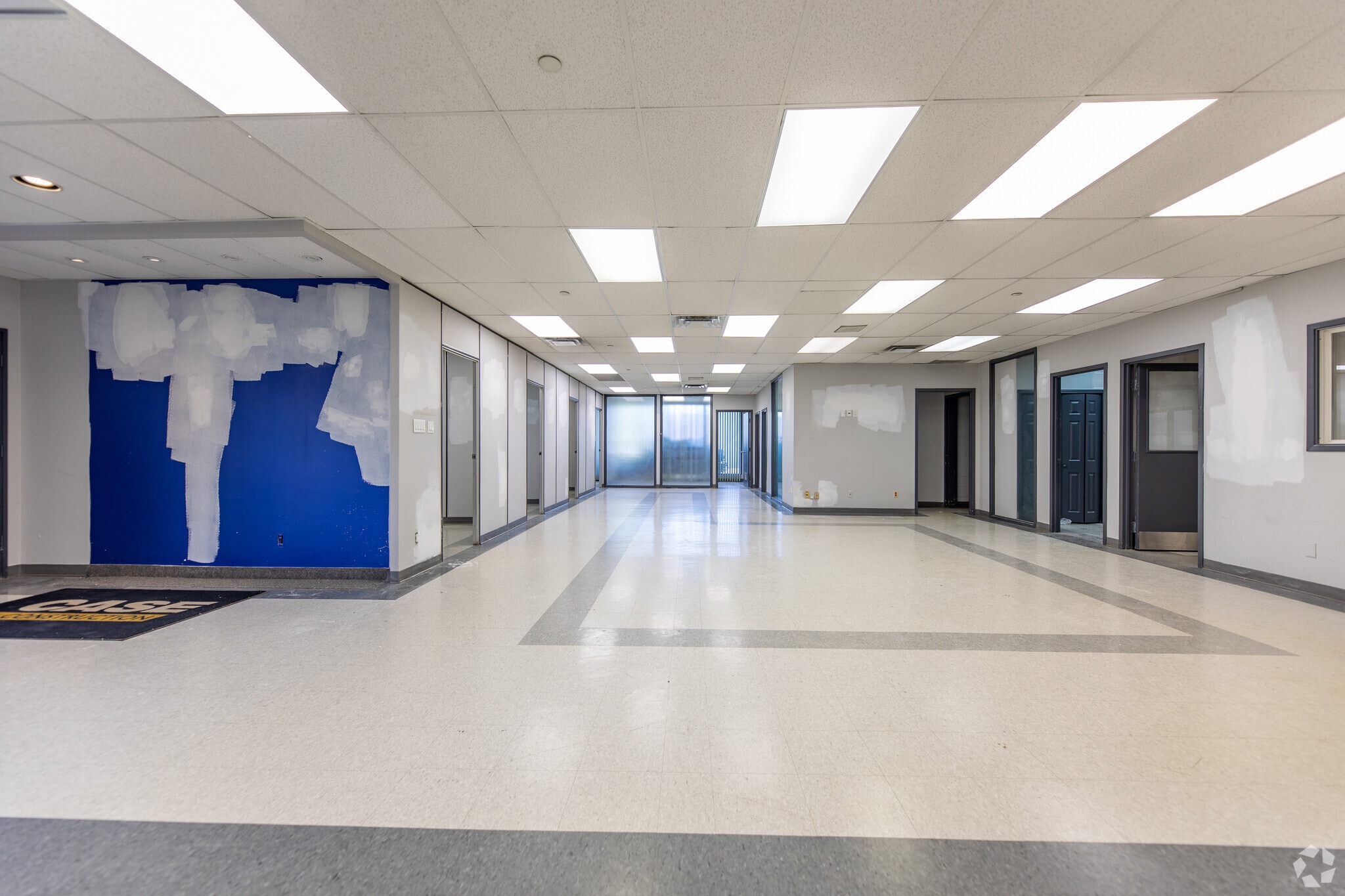 1075 Clark Blvd, Brampton, ON à vendre Photo intérieure– Image 1 sur 11