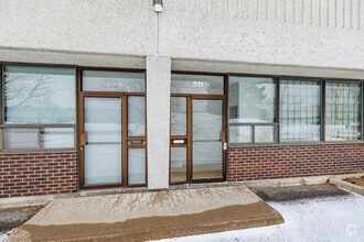 509-549 Av Lépine, Dorval, QC à louer Photo de l’immeuble– Image 2 sur 14