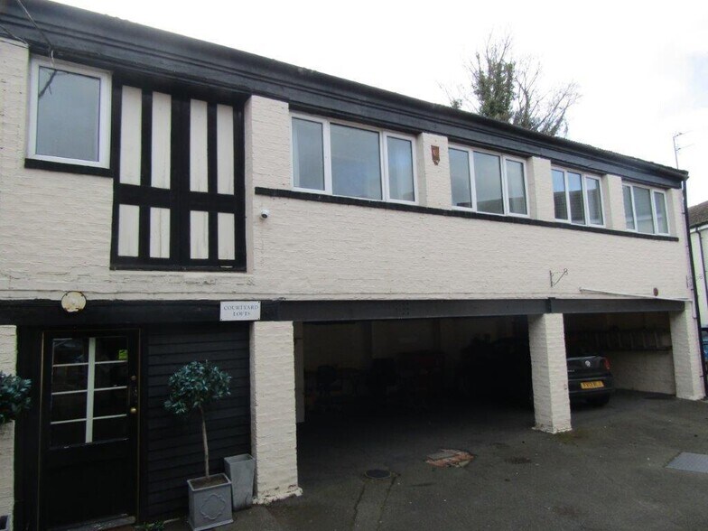 Union St, Newport Pagnell à louer - Photo de l’immeuble – Image 2 sur 4