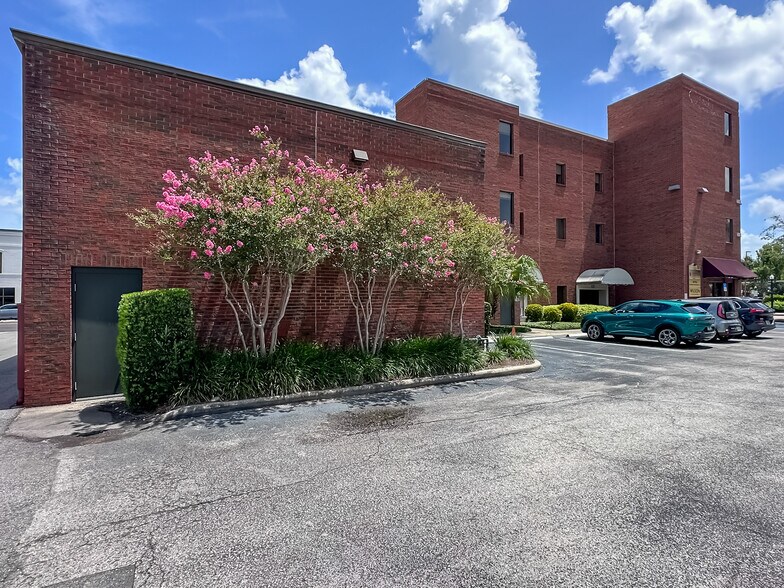 101 S Florida Ave, Lakeland, FL à louer - Photo de l’immeuble – Image 2 sur 3