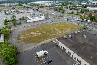 Plus de détails pour 2525 Dixie Rd, Mississauga, ON - Terrain à louer