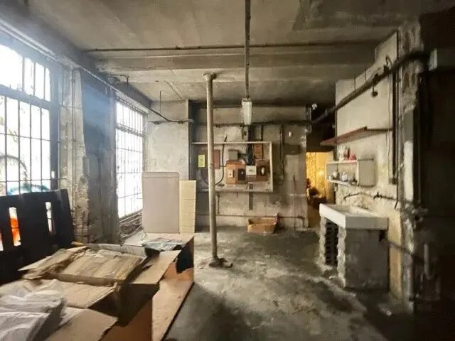 Bureau dans Paris à louer - Photo de l’immeuble – Image 2 sur 2