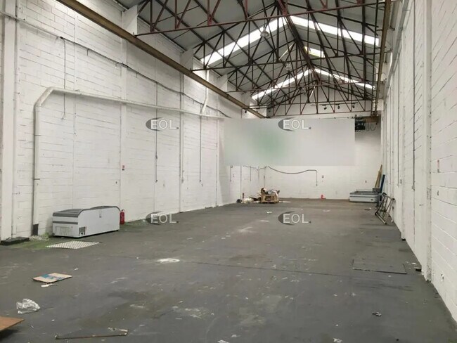 Plus de détails pour 209-217 Avenue De La République, Épinay-sur-Seine - Local d'activités, Industriel/Logistique à louer