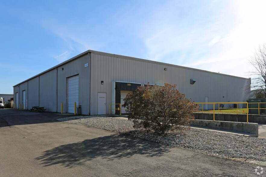 4250 W 99th St, Carmel, IN à vendre - Photo de l’immeuble – Image 3 sur 4