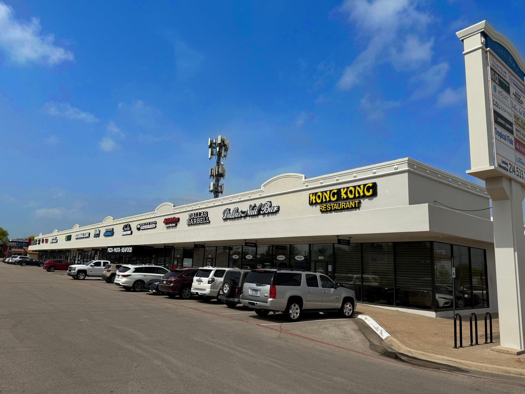9003-9055 Garland Rd, Dallas, TX à louer Photo de l’immeuble– Image 1 sur 5