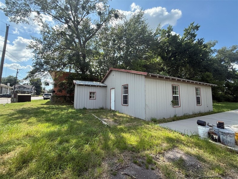 101 Houston st, Sulphur Springs, TX à vendre - Photo de l’immeuble – Image 2 sur 10