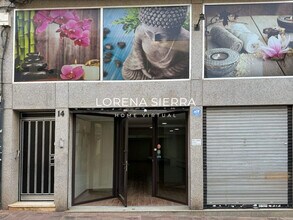 Local commercial dans Viladecans, Barcelona à louer Photo de l’immeuble– Image 1 sur 5