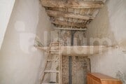 interior local