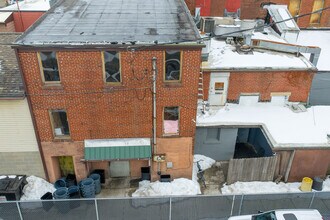 127 S Broadway St, New Philadelphia, OH - Vue aérienne  vue de carte - Image1