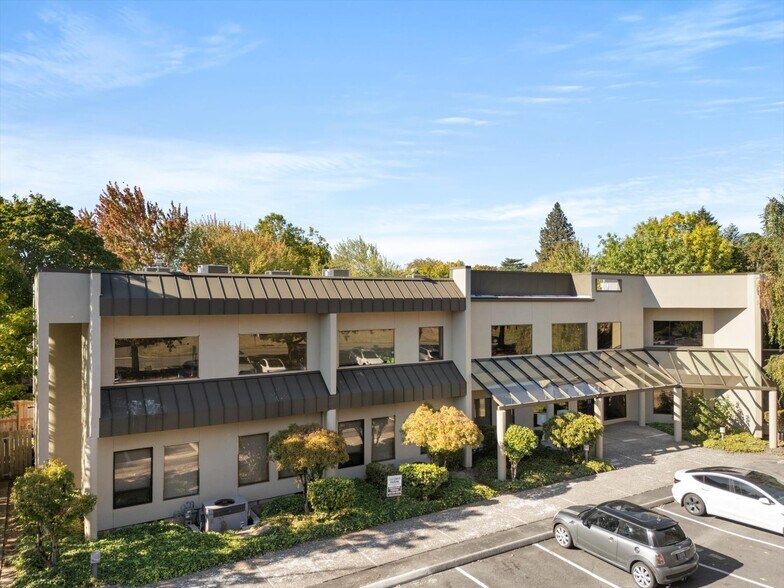 13370 NW Westlawn Ter, Portland, OR à vendre - Photo de l’immeuble – Image 2 sur 13