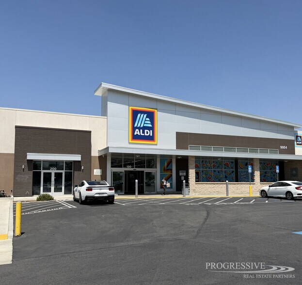 9934-10048 Sierra Ave, Fontana, CA à louer - Photo de l’immeuble – Image 2 sur 8