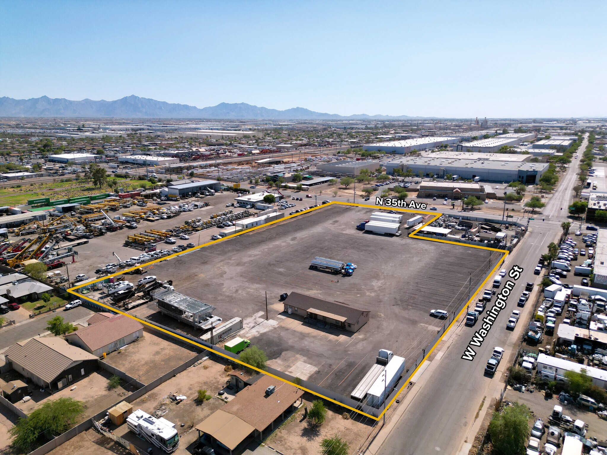 101 S 35th Ave, Phoenix, AZ à louer Photo de l’immeuble– Image 1 sur 14