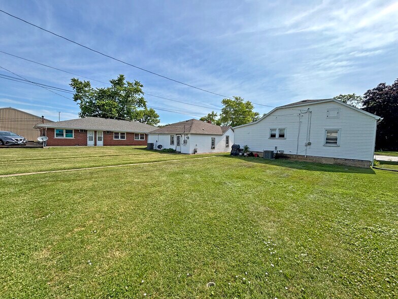 21-Unit Kankakee Portfolio portefeuille de 4 biens à vendre sur LoopNet.fr - Photo de l’immeuble – Image 3 sur 32