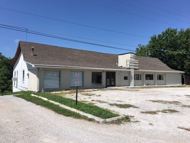 1102 S 71 Hwy, Savannah, MO à vendre - Photo de l’immeuble – Image 3 sur 10