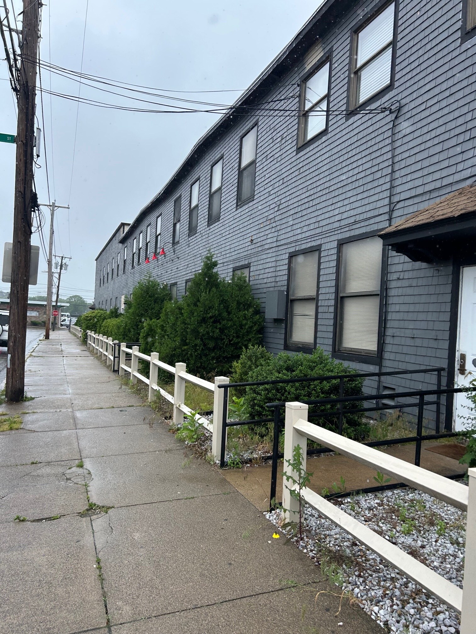20 Rhode Island Ave, Pawtucket, RI à louer Photo de l’immeuble– Image 1 sur 2