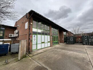 Plus de détails pour 23A Bagleys Ln, Londres - Local d’activités à vendre