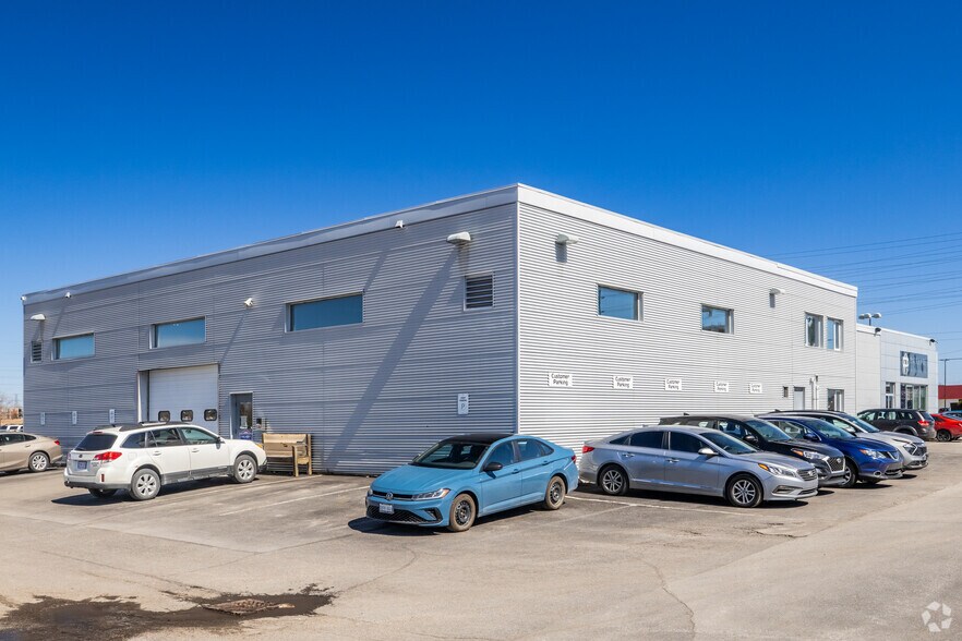 775 Gardiners Rd, Kingston, ON à louer - Photo de l’immeuble – Image 2 sur 2