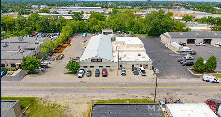 2425 20th St, Rockford, IL à vendre - Photo de l’immeuble – Image 1 sur 3