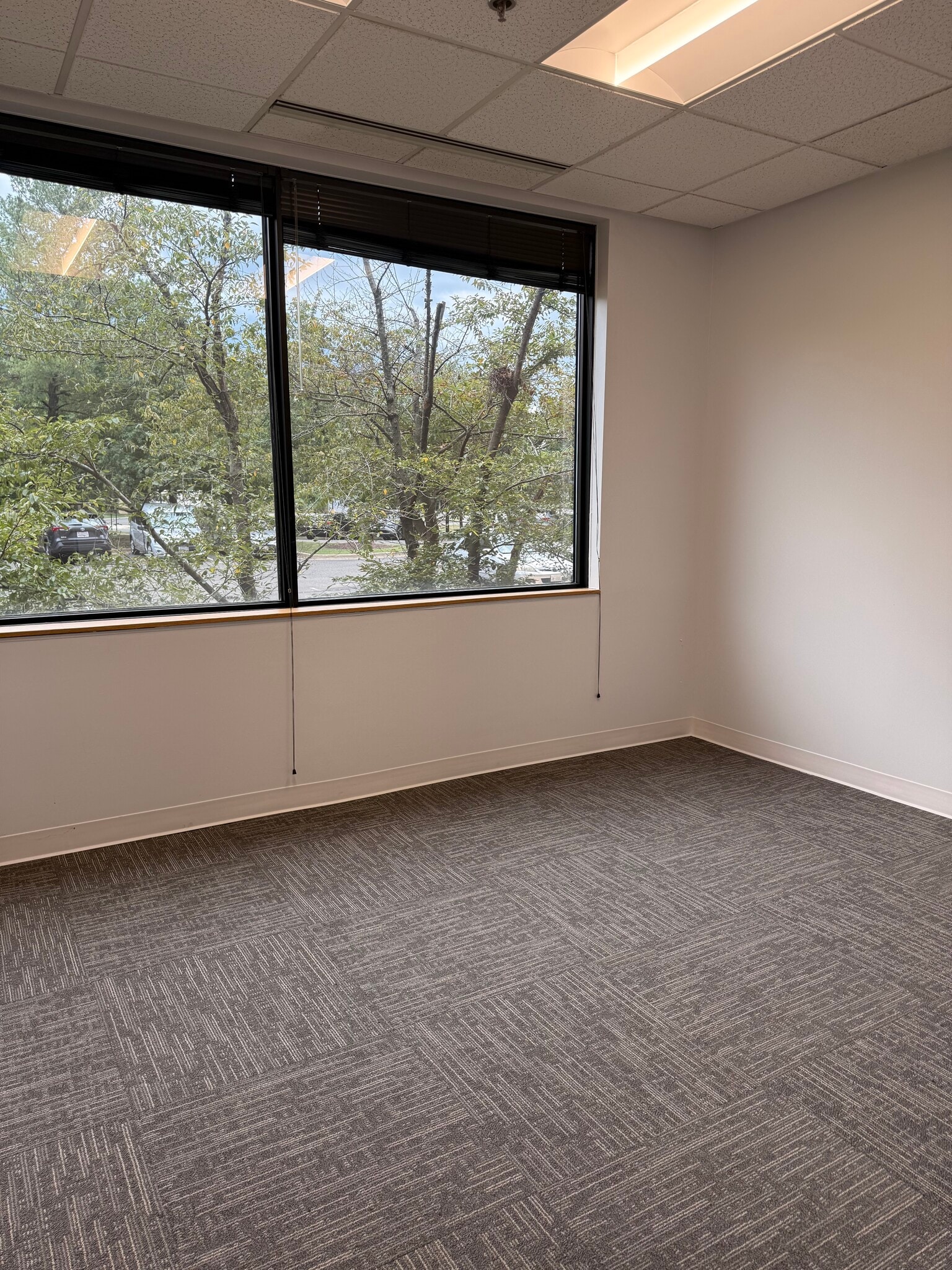 8400 Corporate Dr, Landover, MD à louer Photo intérieure– Image 1 sur 11