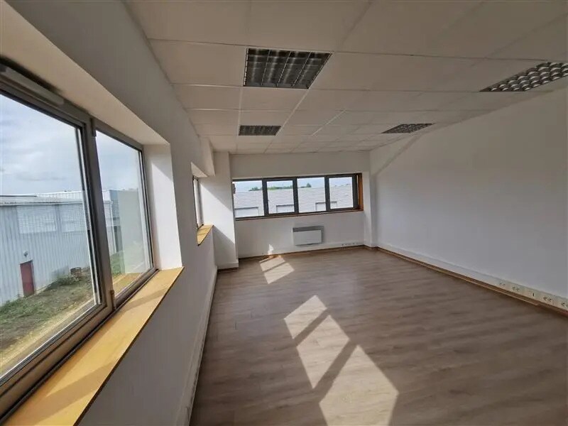 Bureau dans Pordic à louer Photo intérieure– Image 1 sur 10