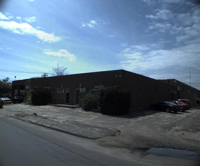 724 Honeyspot Rd, Stratford, CT à louer - Photo de l’immeuble – Image 1 sur 4