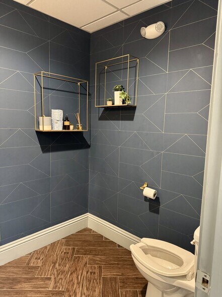 215 E Main St, Lakeland, FL à louer - Photo intérieure – Image 2 sur 11