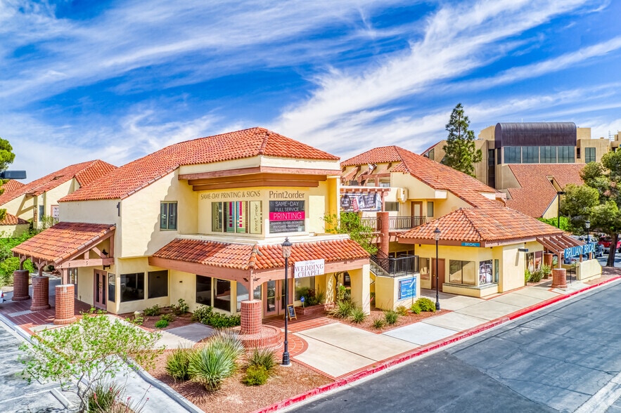 2800 W Sahara Ave, Las Vegas, NV à louer - Photo principale – Image 3 sur 7