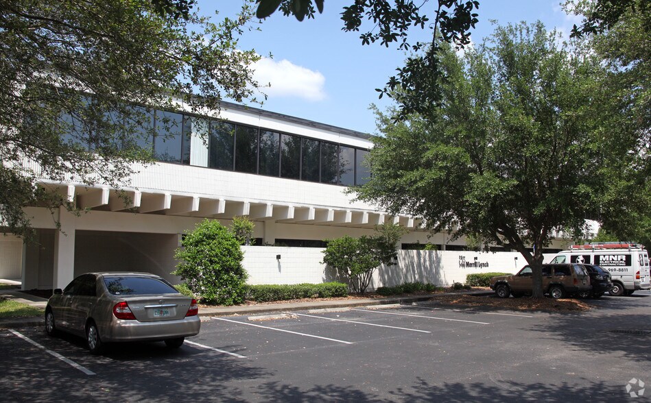 375 E Central Ave, Winter Haven, FL à vendre - Photo principale – Image 1 sur 44