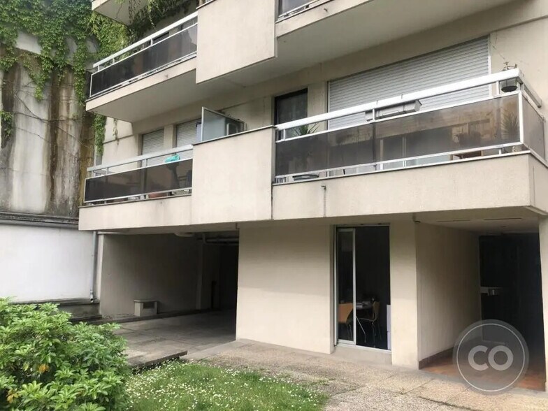 Bureau dans Boulogne-Billancourt à louer - Photo de l’immeuble – Image 3 sur 5