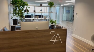 1001 Brickell Bay Dr, Miami, FL à louer Photo intérieure– Image 1 sur 4