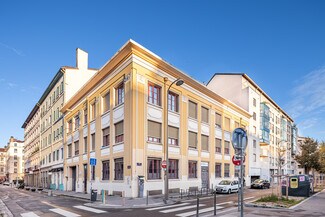 Plus de détails pour Bureau, Local d'activités à louer