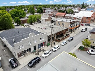 Plus de détails pour 1578 Av Saint-Louis, Plessisville, QC - Bureau/Local commercial à louer