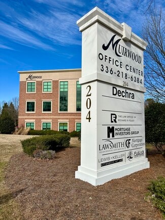 Plus de détails pour 204 Muirs Chapel Rd, Greensboro, NC - Bureau à louer
