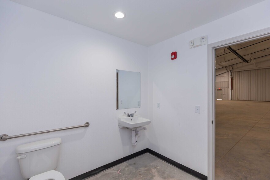 3409 Airway Blvd, Amarillo, TX à louer - Photo intérieure – Image 2 sur 9