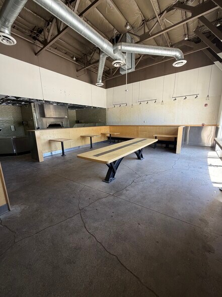 6955 Camino Arroyo, Gilroy, CA à louer - Photo de l’immeuble – Image 3 sur 21