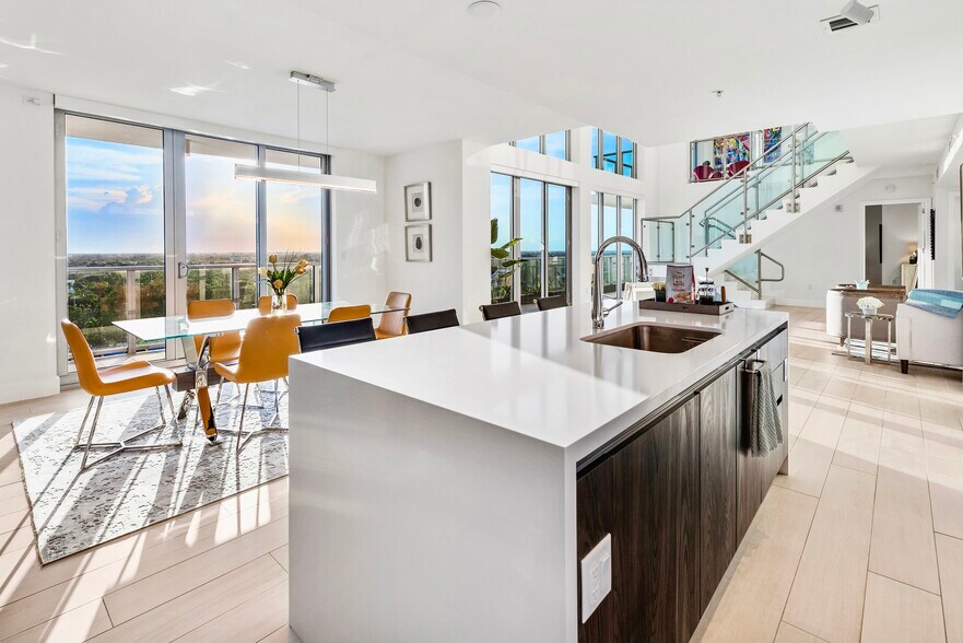 1180 N Federal Hwy, Fort Lauderdale, FL à vendre - Photo de l’immeuble – Image 3 sur 47