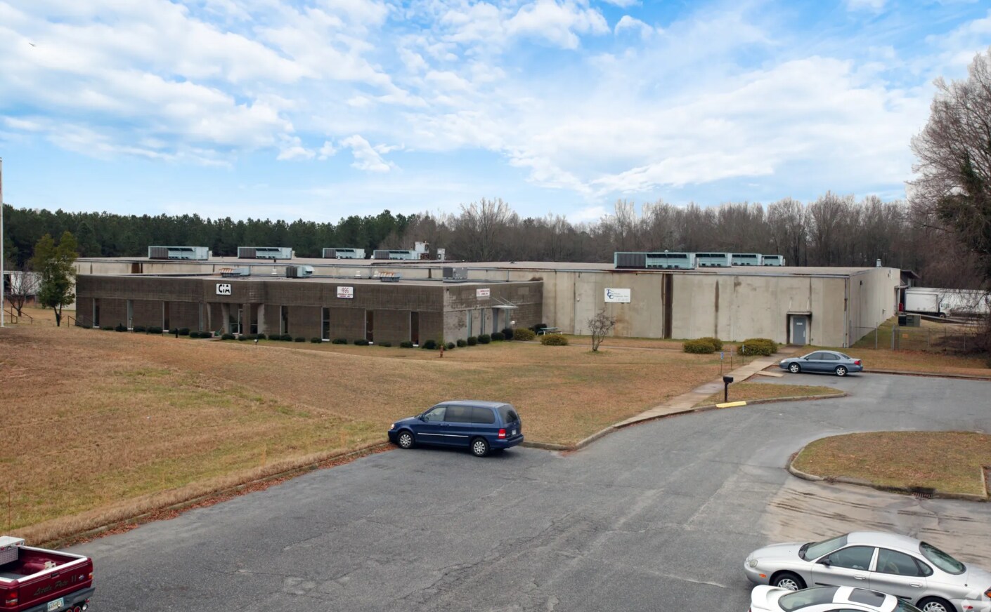 400 S Main St, Fountain Inn, SC à louer Photo de l’immeuble– Image 1 sur 2