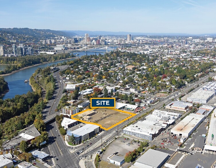 SE 17th Avenue & SE Schiller St, Portland, OR à vendre - Aérien – Image 2 sur 4