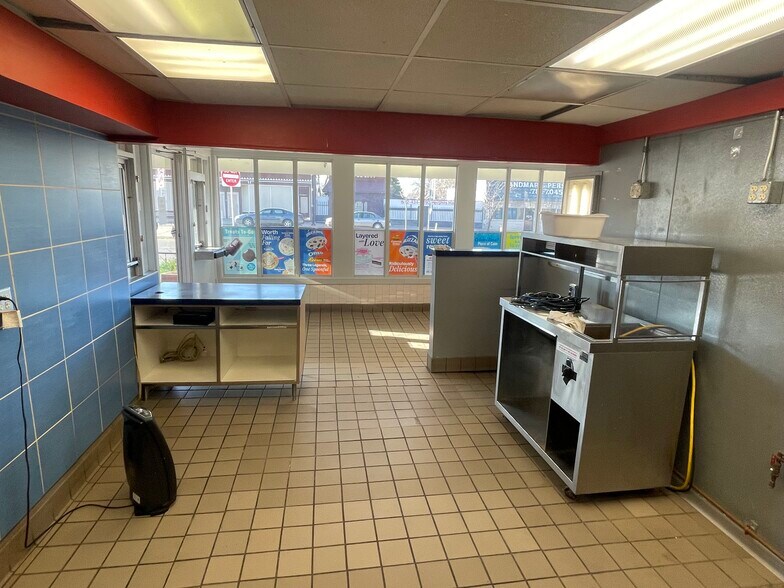 3959 NE Central Ave, Minneapolis, MN à louer - Photo de l’immeuble – Image 2 sur 9