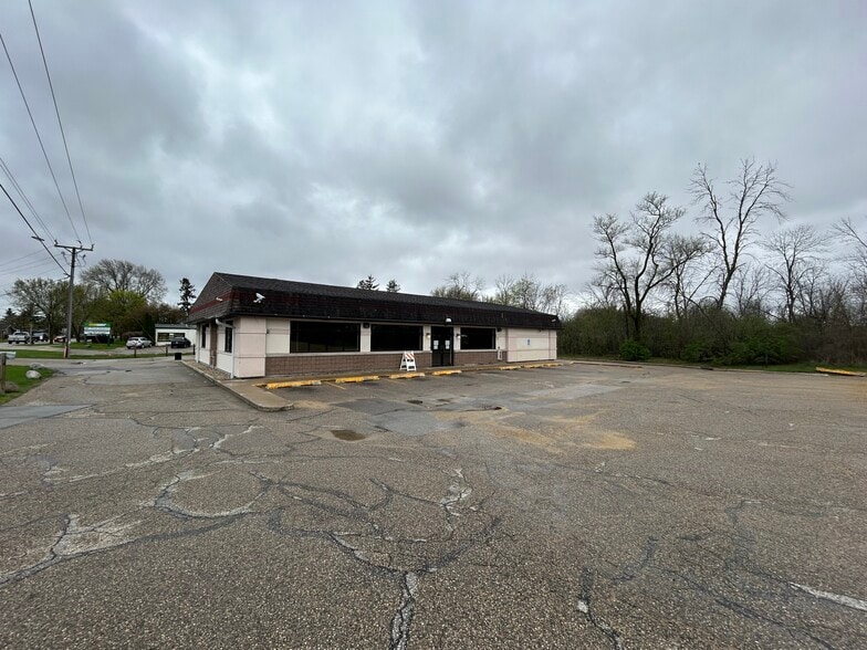 424 W Main St, Cambridge, WI à vendre - Photo de l’immeuble – Image 1 sur 10