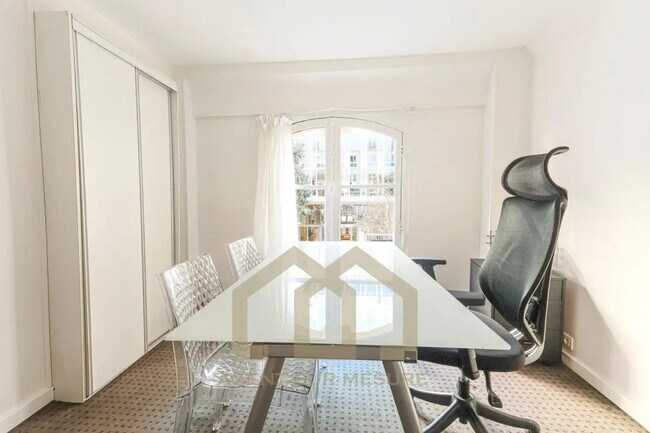 Plus de détails pour 1 Rue Favart, Paris - Bureau à louer