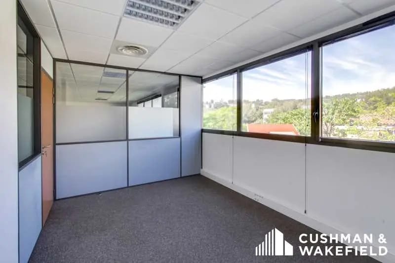 515 Avenue De La Tramontane, La Ciotat à louer - Photo de l’immeuble – Image 2 sur 23