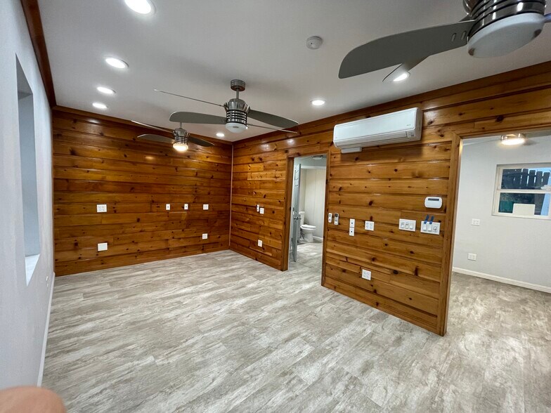 3193 Imperial Ave, San Diego, CA à vendre - Photo de l’immeuble – Image 1 sur 14